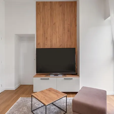 By Interhome شقة Javorná