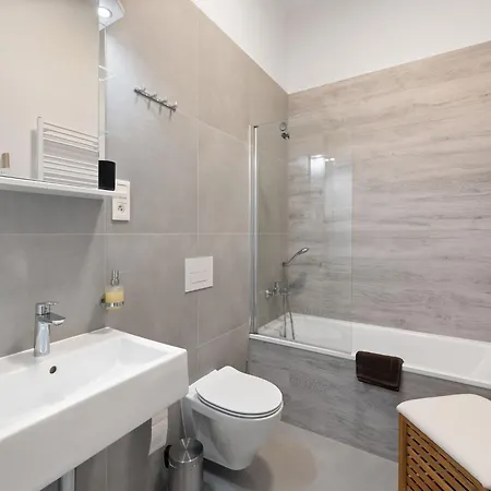 شقة By Interhome *